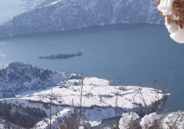 Winter journey to Komani Lake - Komani Lake Holidays